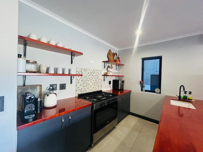 3 Bedroom Property for Sale in De Zoete Inval Western Cape